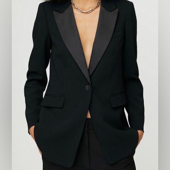 Aritzia Babaton Yates Tuxedo Blazer - Picture 1 of 9